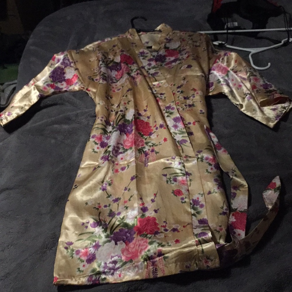 Floral silk kimono